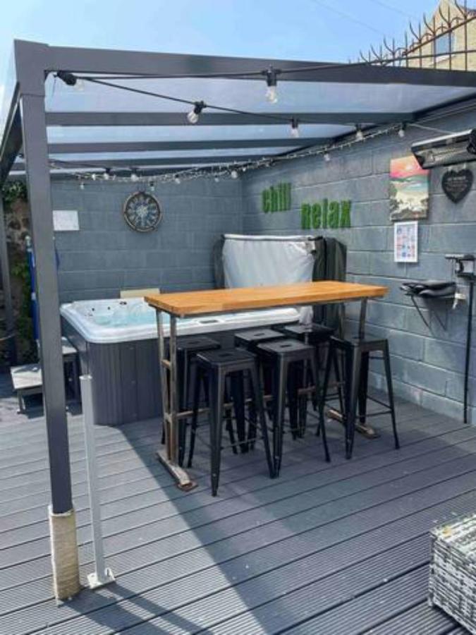 The Holiday Hoose Kinghorn Ngoại thất bức ảnh